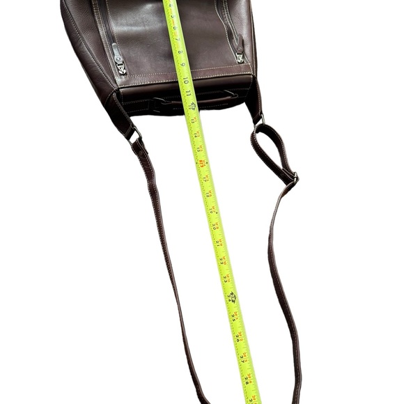 Authentic 100%  Leather AGM.CTT Beyond Leather Crossbody Women Bag Purse. - Picture 16 of 16